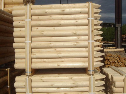 На фото - деревянные столбы, portuguese.alibaba.com