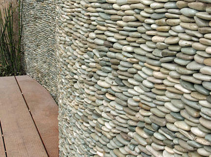 На фото натуральный облицовочный камень, buildingabetterway.com