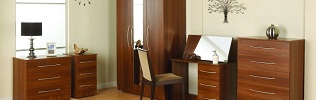 kabinet-spalnja-dizajn-rabochee-mesto-stol