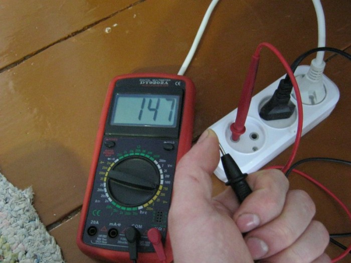 Как измерить ток мультиметром?