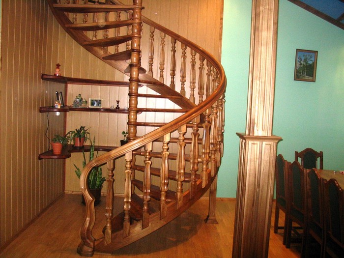 Лестницы на второй этаж в частном доме